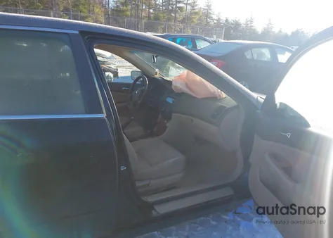 2003 Honda Accord 2.4 Ex from USA, damaged, VIN JHMCM56673C064466